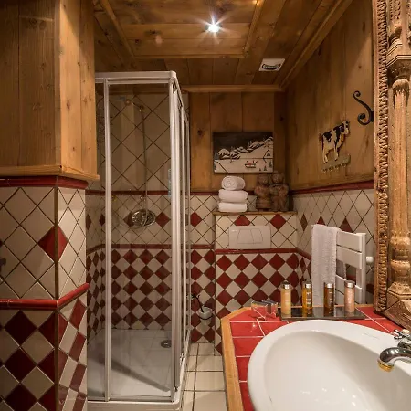 Duplex Raffine A 1850 Avec Cheminee Et Parking Prive - Fr-1-575-15 Апартаменты *