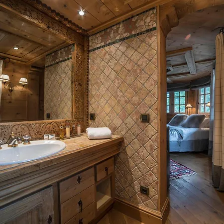 Duplex Raffine A 1850 Avec Cheminee Et Parking Prive - Fr-1-575-15 Куршевель