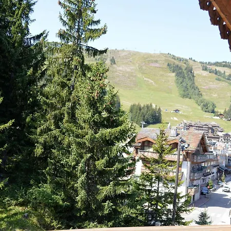 Duplex Raffine A 1850 Avec Cheminee Et Parking Prive - Fr-1-575-15 * Куршевель