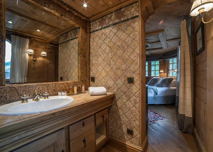 Duplex Raffine A 1850 Avec Cheminee Et Parking Prive - Fr-1-575-15 Courchevel