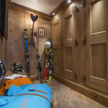 Duplex Raffine A 1850 Avec Cheminee Et Parking Prive - Fr-1-575-15 Apartment Courchevel