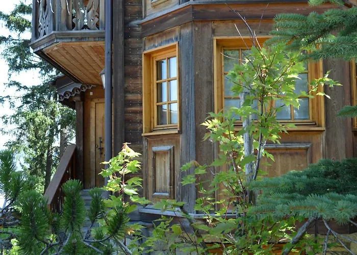 Duplex Raffine A 1850 Avec Cheminee Et Parking Prive - Fr-1-575-15